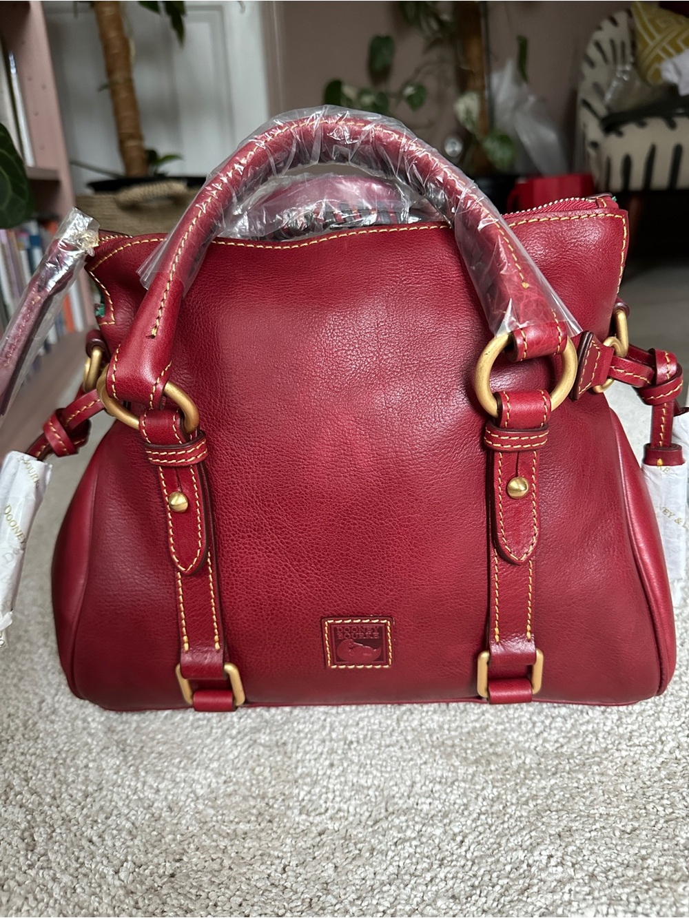 NWT- HTF Dooney & Bourke Florentine
Satchel - Bordeaux - Picture 2 of 9